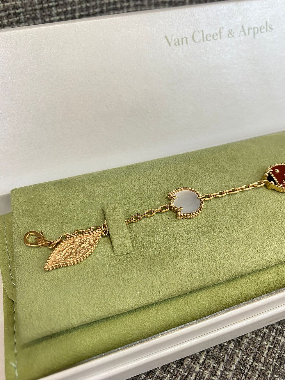 Thumbnail: VCA VAN CLEEF & ARPELS LUCKY SPRING 5-MOTIF BRACELET 18K RG MOP CARNELIAN ONYX