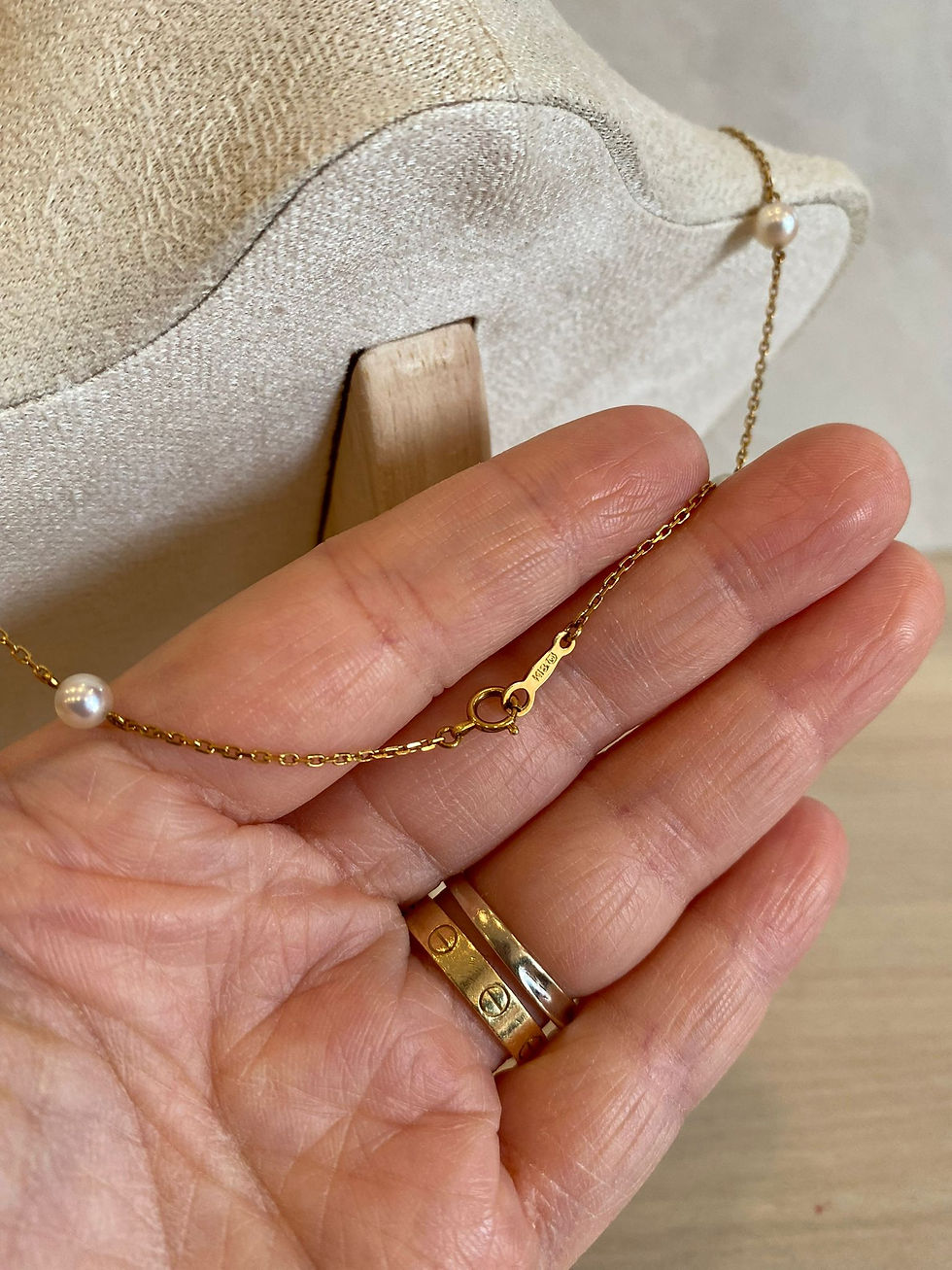 Thumbnail: TASAKI PEARLS 18K YG AKOYA IVORY NECKLACE 5-5.5MM 38CM
