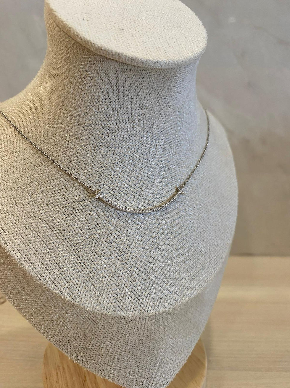 Thumbnail: TIFFANY & CO SMILE NECKLACE SMALL 18K WHITE GOLD, DIAMONDS