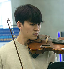 강성우_edited.jpg
