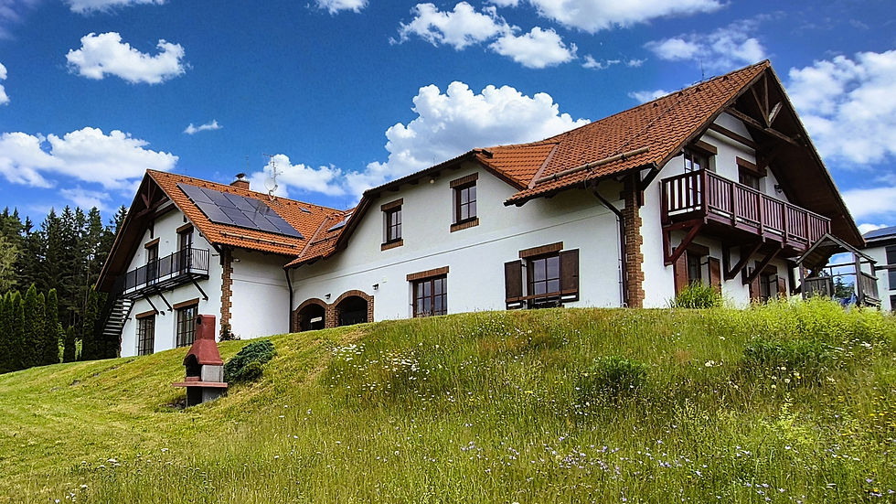 Villa Victoria main view 2_edited.jpg