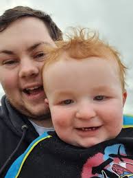 Dallas Weatherill taking a selfie