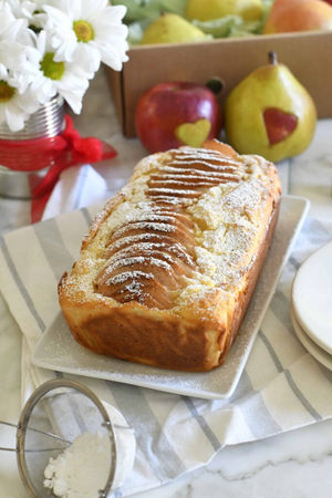 Easy Soft Pear & Apples Yogurt Cake