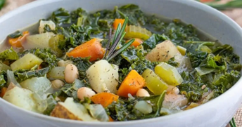 https://beplantwell.com/vegan-potato-soup/