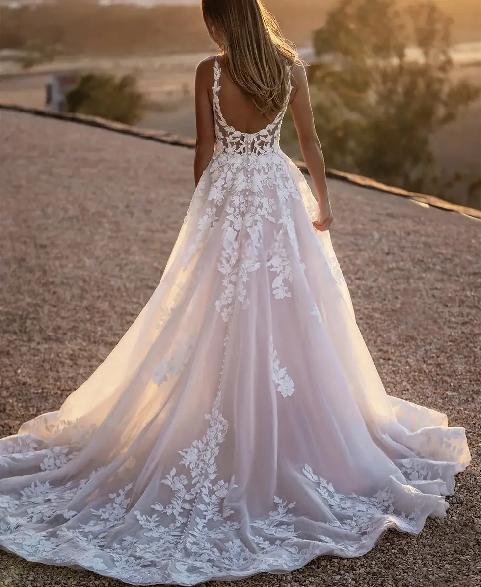 Lace A-Line Applique Wedding Dress