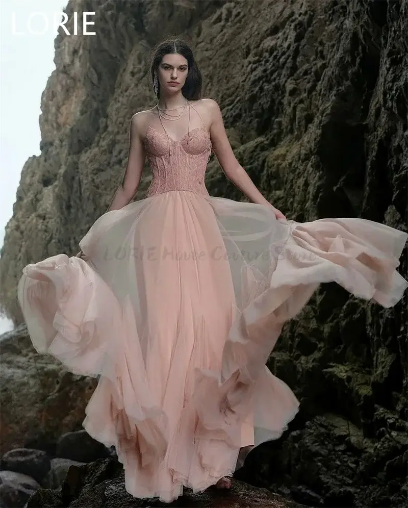 Thumbnail: Lace Appliques Wedding Gowns Strapless