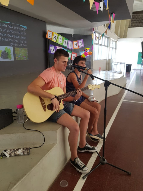 Una celebración con alegría: así fue Purim en la Secundaria