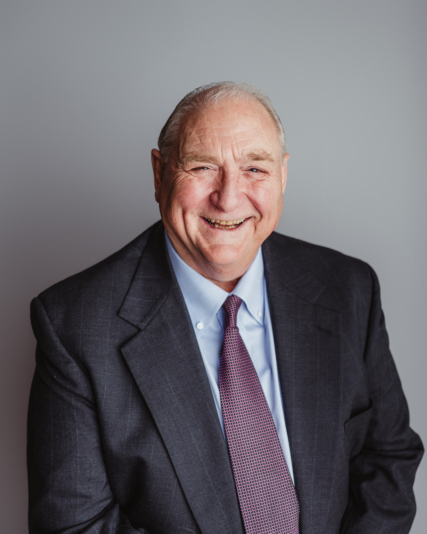 The Astonishing Rise Of Ron Perry: His Wealth Journey - pzq4zzn
