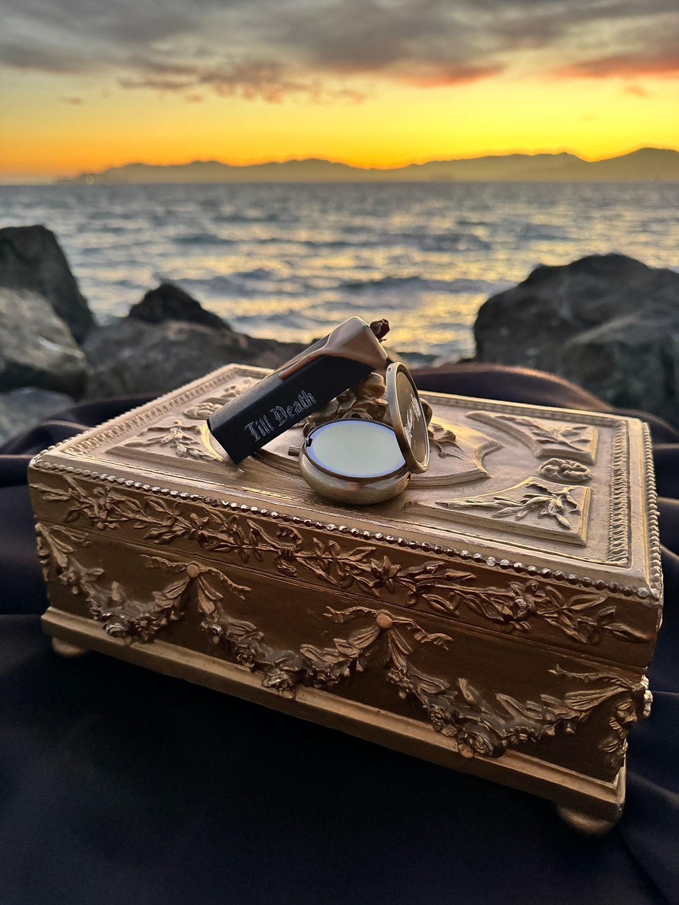 Thumbnail: Till Death -Solid Perfume