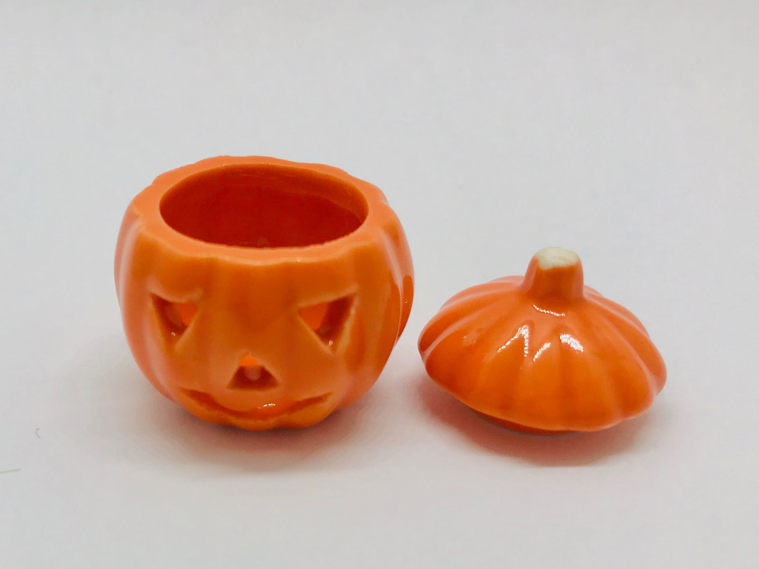 Citrouille Halloween miniature, maison de poupée