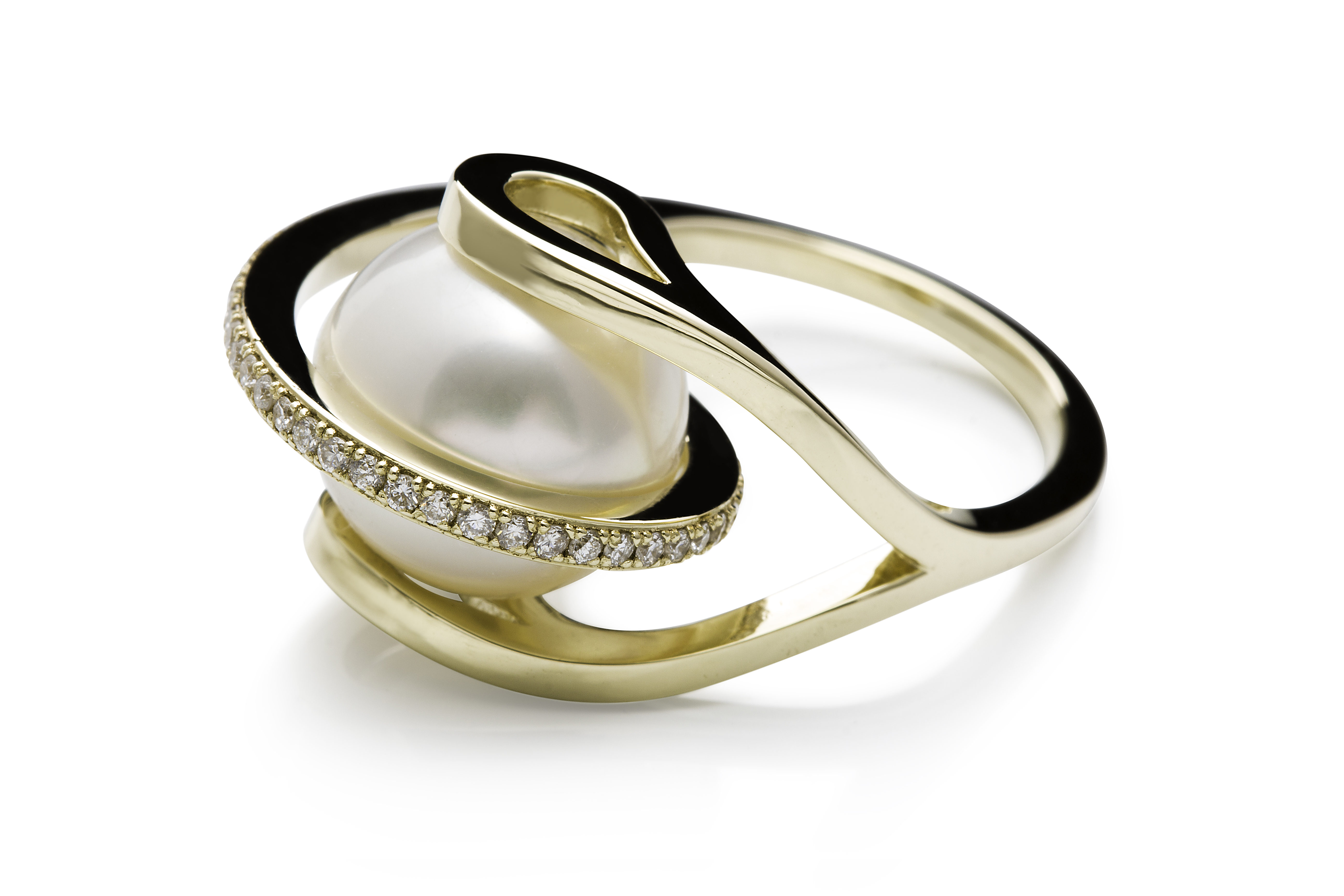 Jewellery by Alister Yiap