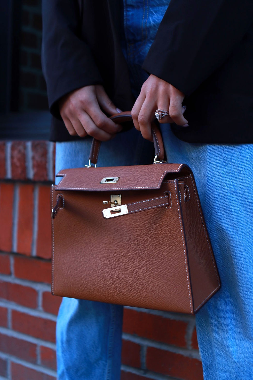 Thumbnail: Xtelier Harmony Leather Handbag in Brown Color