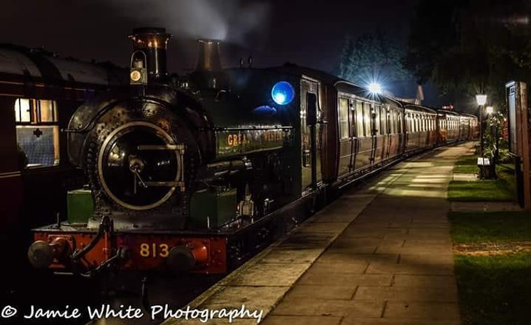 813 at autumn steam gala c Jamie White.j
