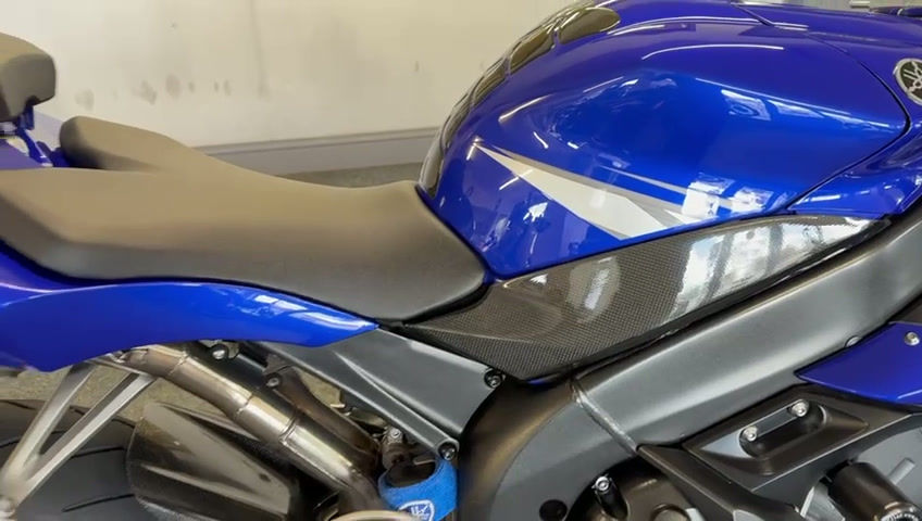 Thumbnail: Yamaha YZF R1