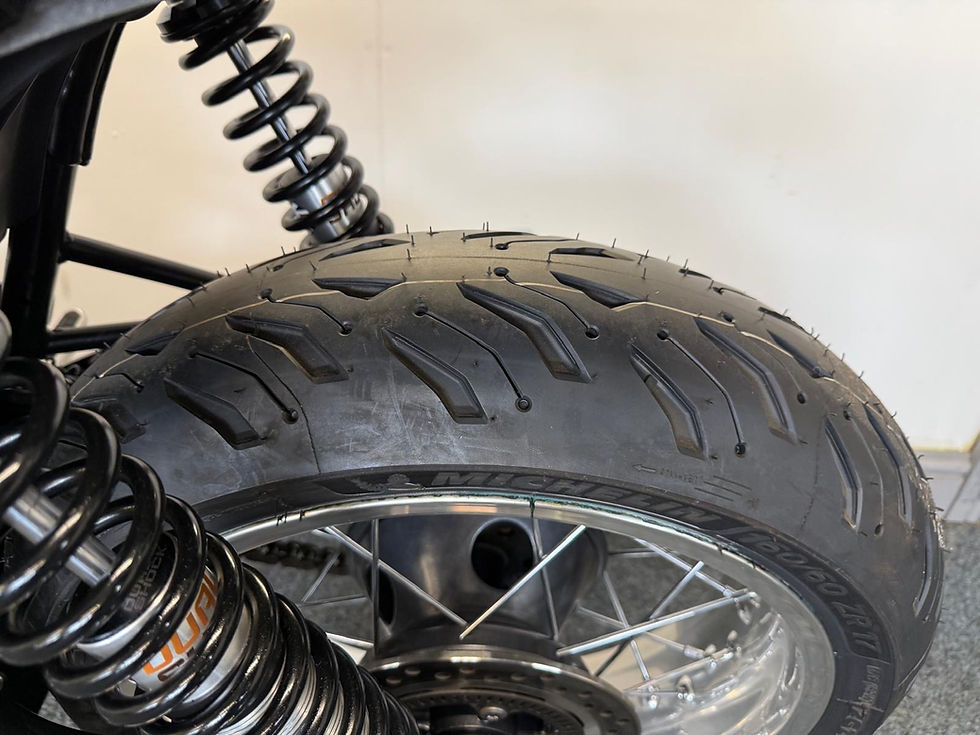 Thumbnail: Triumph Thruxton