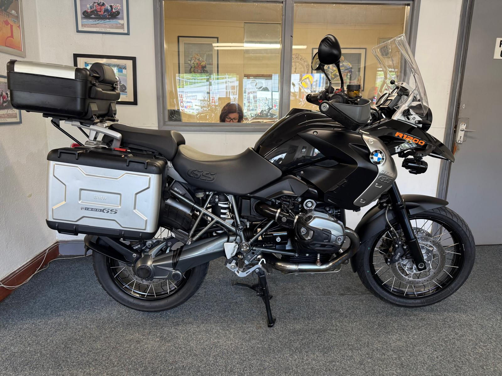 BMW R1200 GS Triple Black