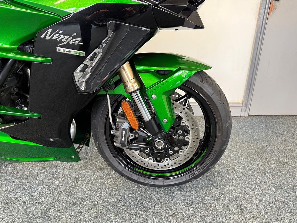 Thumbnail: Kawasaki Ninja H2 SX SE