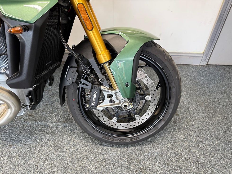 Thumbnail: Moto Guzzi V100 Mandello S