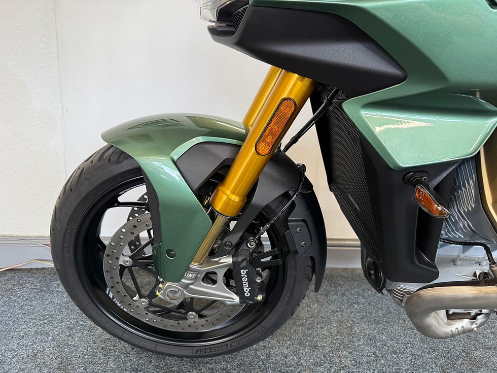 Thumbnail: Moto Guzzi V100 Mandello S