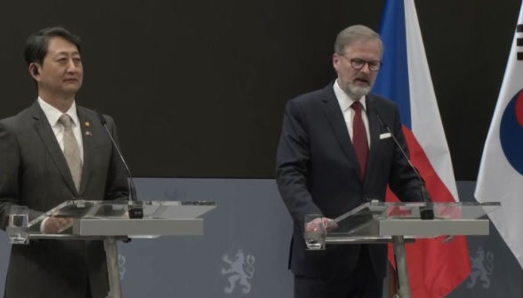 대한민국, 체코 원자력 발전소 건설 계약 체결