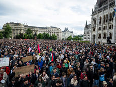 Mass Protests in Hungary Over Proposed ‘Media Suppression Bill’