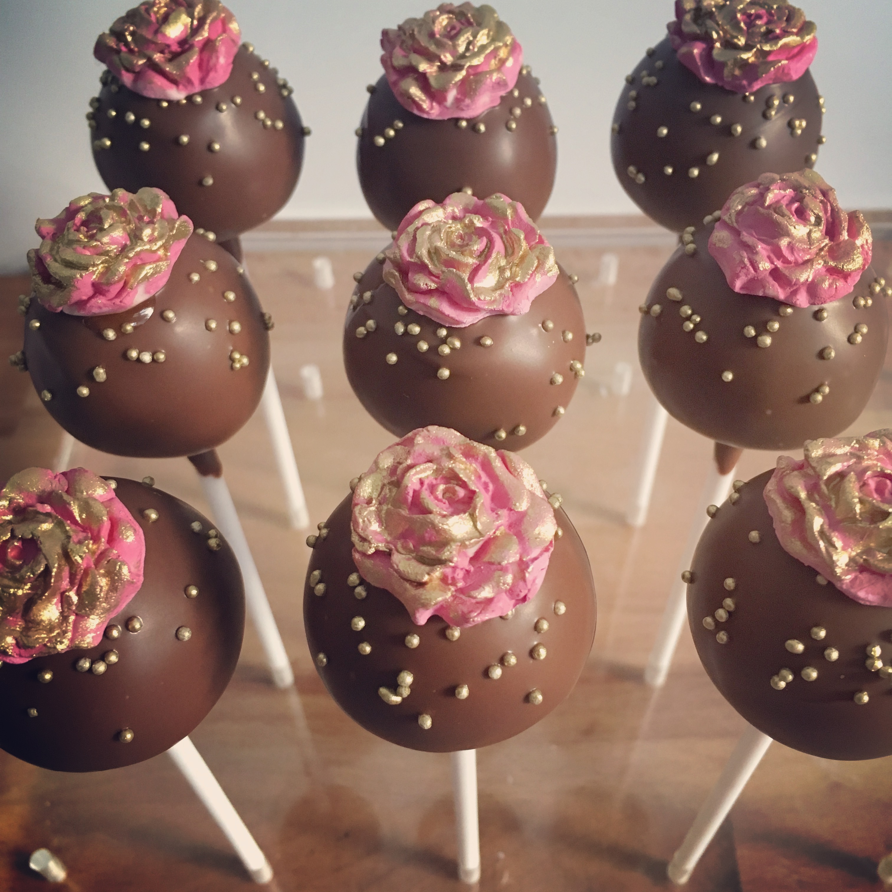 Chocolate with pink roses