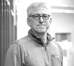 Sean Weeks - 2023c (1 of 4)_edited.jpg