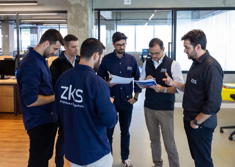ZKS Arquitetura e Engenharia em projeto de arquitetura corporativa estratégica