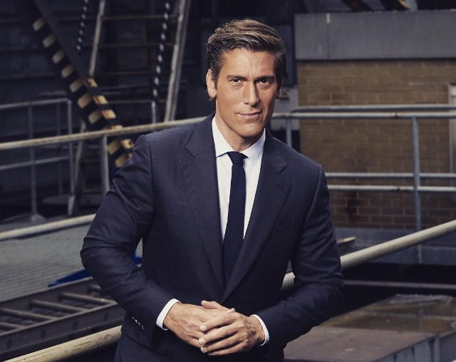Is David Muir Gay Or Married