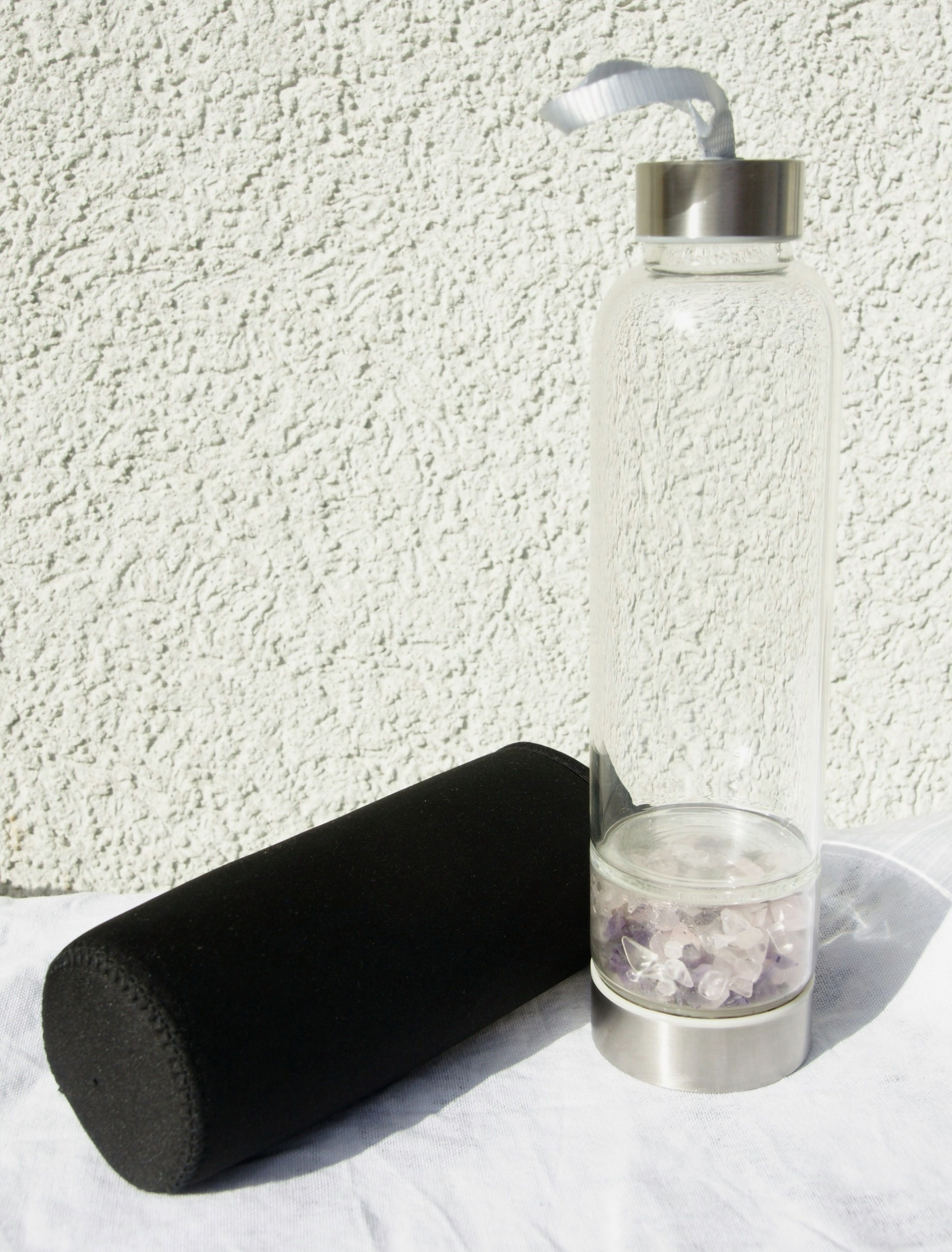 Wasserflasche mit Bergkristall Rosenquarz Amethyst