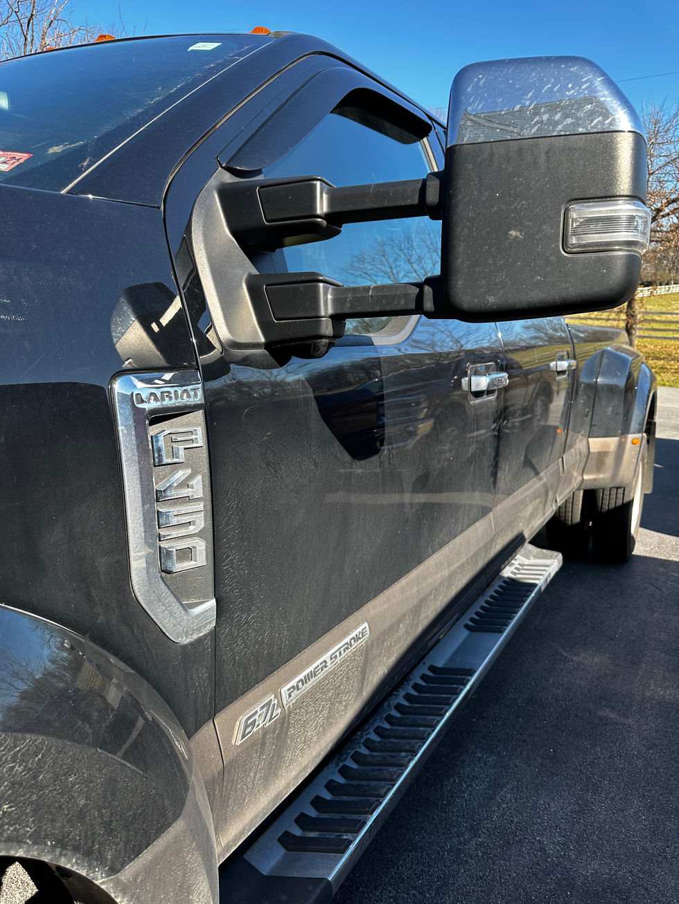 2017 Ford F-350 Lariat.jpg