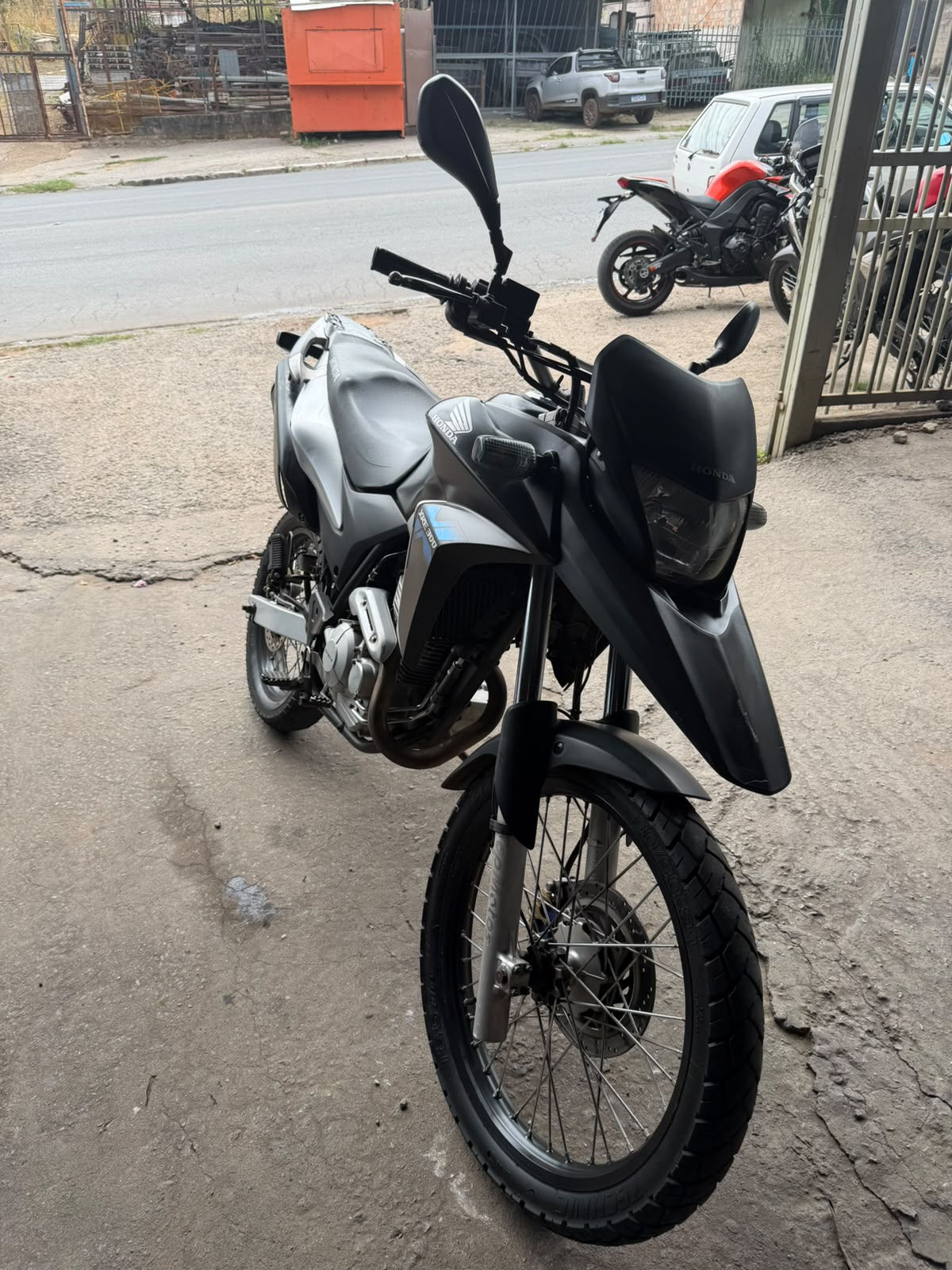 HONDA XRE 300