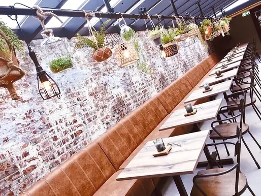 Start Designbyj9, styling voor horecaondernemers en particulieren, juist nu!