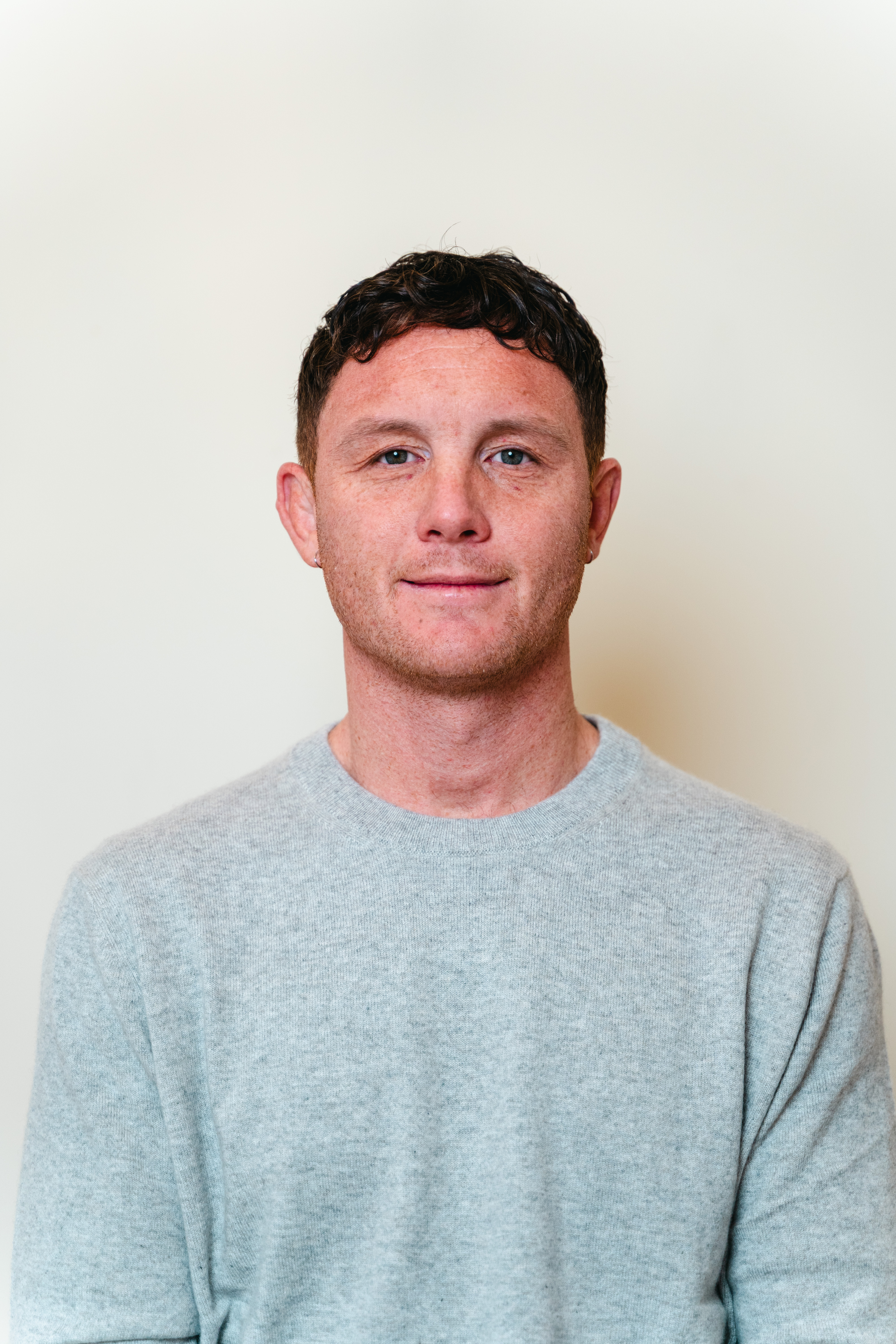 Ollie Frost Therapist