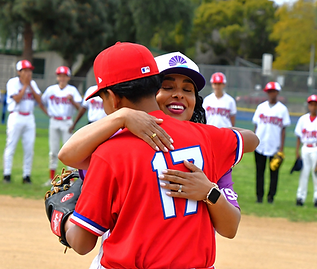 King hugs player.jpg
