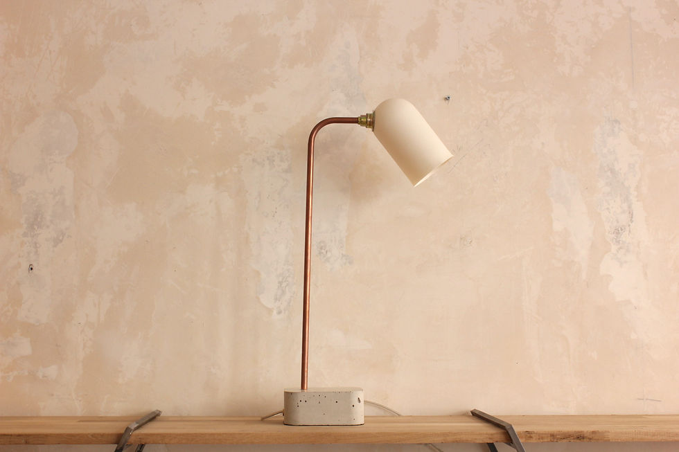 Lampe à poser S.2 - pied béton