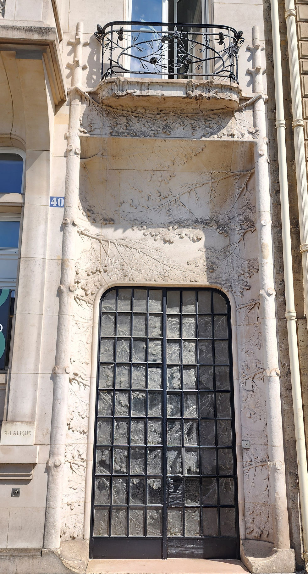 Lalique's front door in Paris