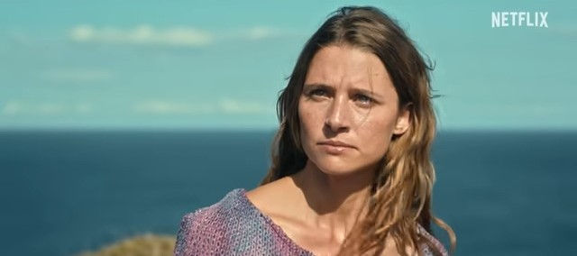 Fall for Me (2025): A Summer Obsession with a Sinister Twist | Netflix’s Tempting New Thriller – Cast, Plot, Trailer & Release Details