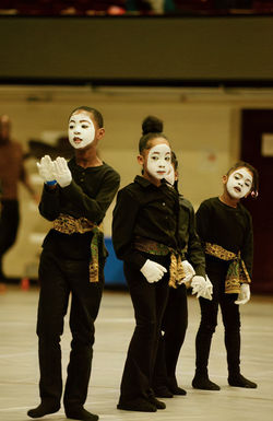 Half_Time_Show_Harambee_Safee_Devero_1