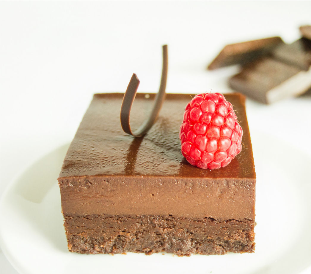 Chocolate Passion cake Small
