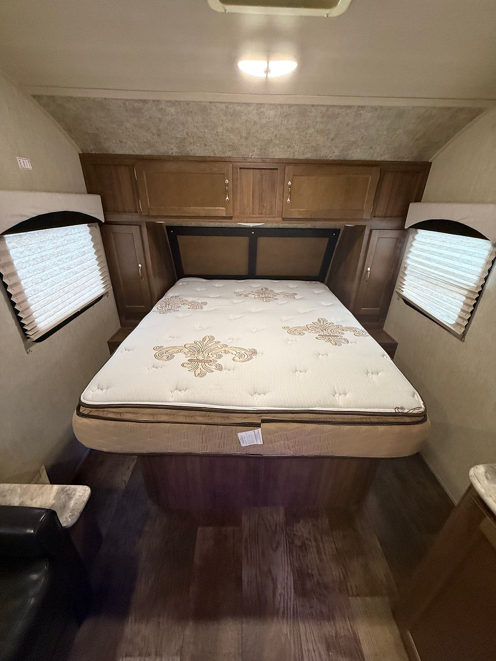 Thumbnail: 2019 Gulf Stream Vista Cruiser 19CSK
