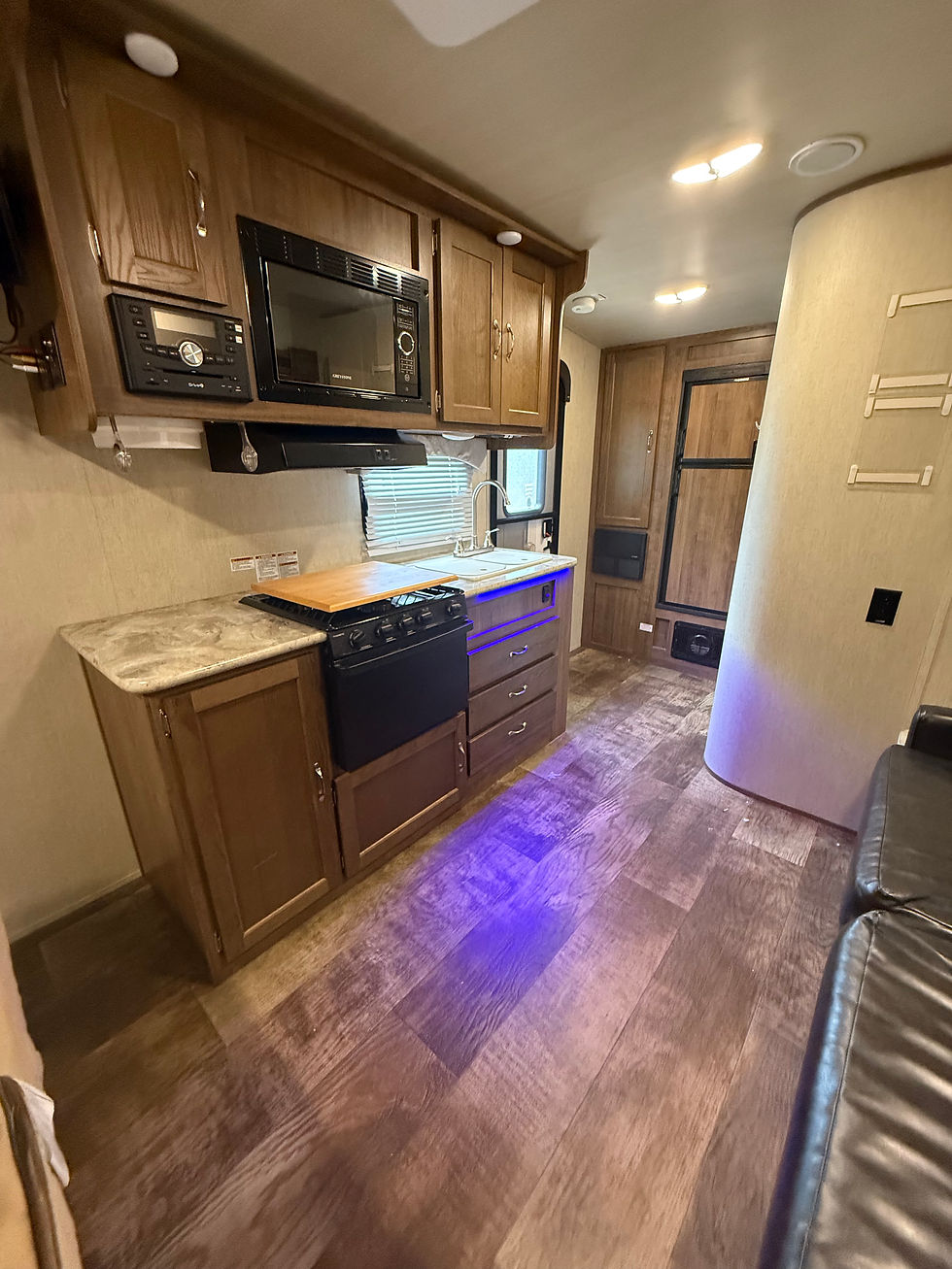 Thumbnail: 2019 Gulf Stream Vista Cruiser 19CSK