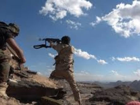 الجيش يحرر مواقع جديدة في #باقم ومصرع قيادي حوثي بصعدة