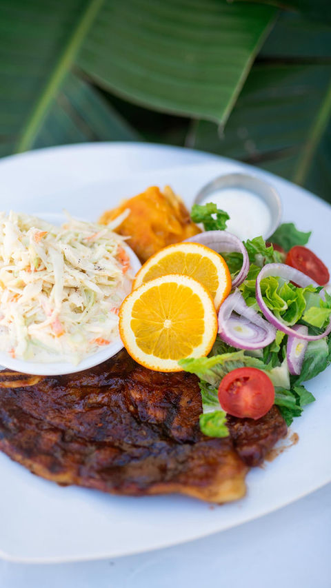 Hope Town Inn & Marina - Restaurant 03.jpg