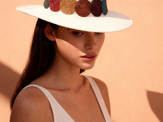 ¿IA o Realidad? Por qué en Moonk no tienes que elegir (y por qué tu marca necesita ambas)