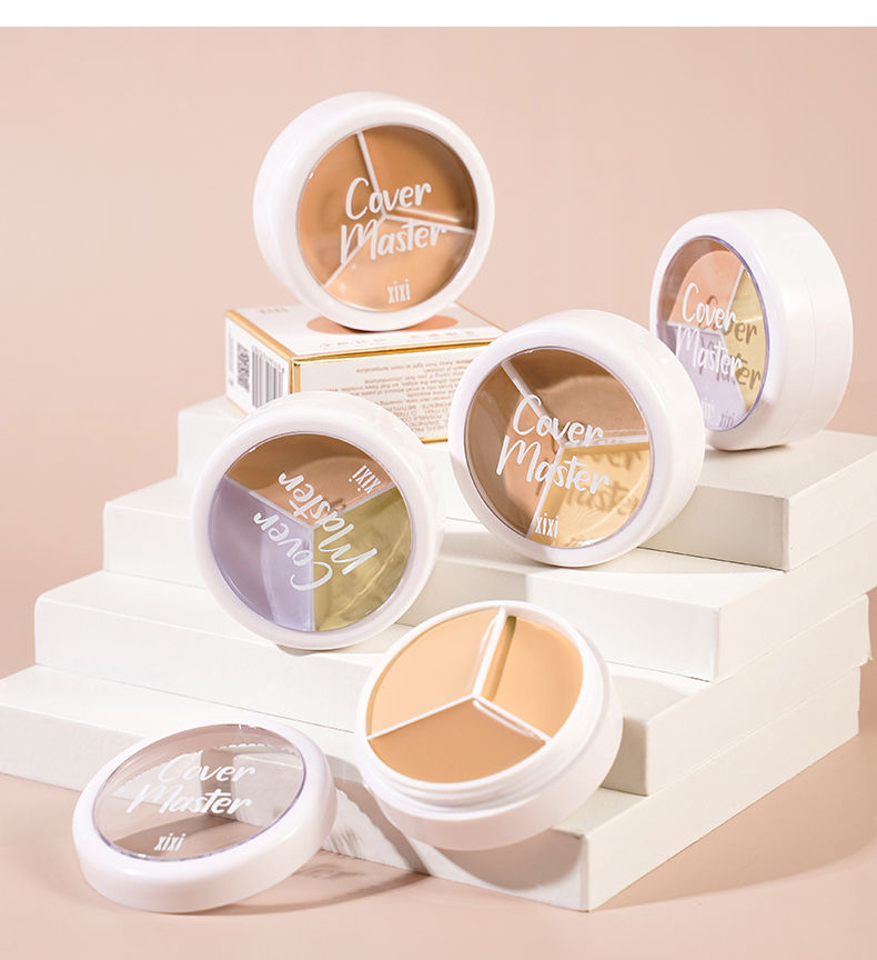 Thumbnail: Tri Blend Concealer - Multi-use concealer palette
