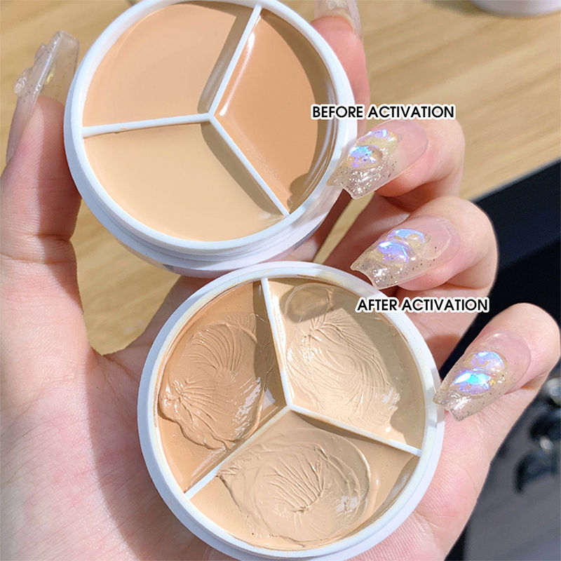Thumbnail: Tri Blend Concealer - Multi-use concealer palette