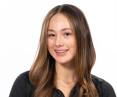 charlotteburnham.headshot.jpeg