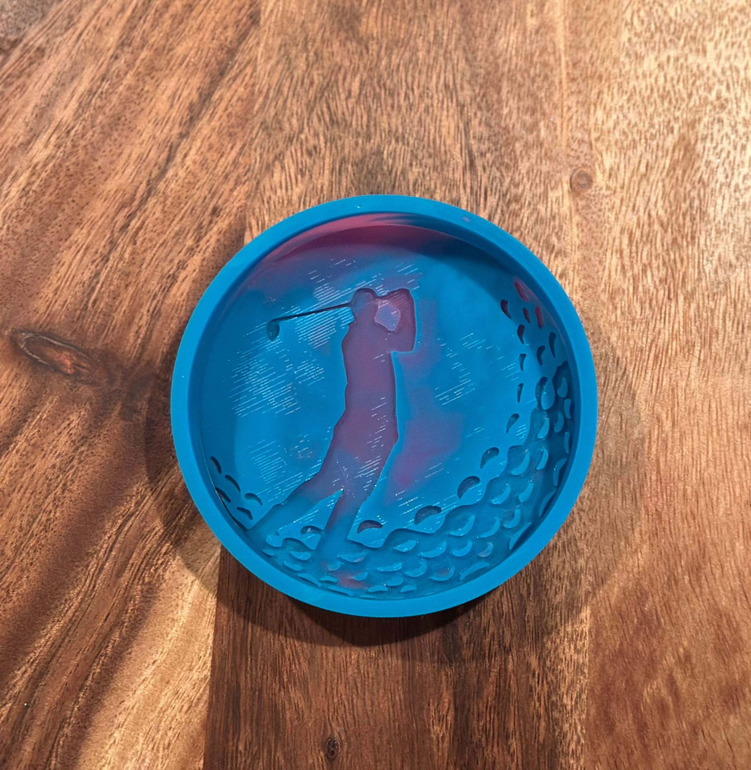 Golf ball with Golfer