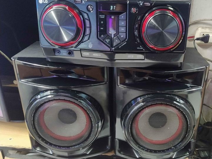 Miniatura: EQUIPO DE SONIDO LG